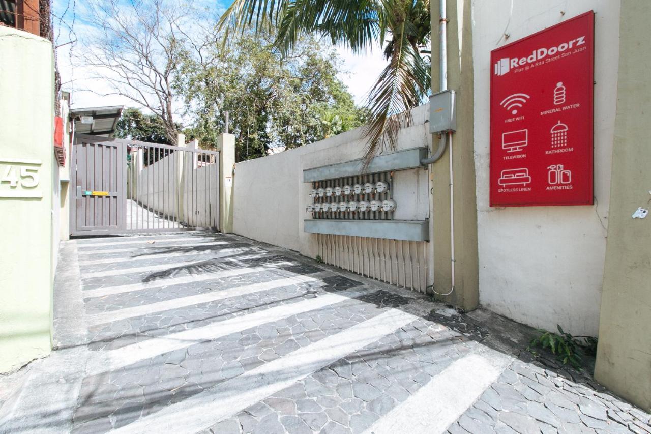 Reddoorz Plus @ A Rita Street San Juan San Juan  Esterno foto