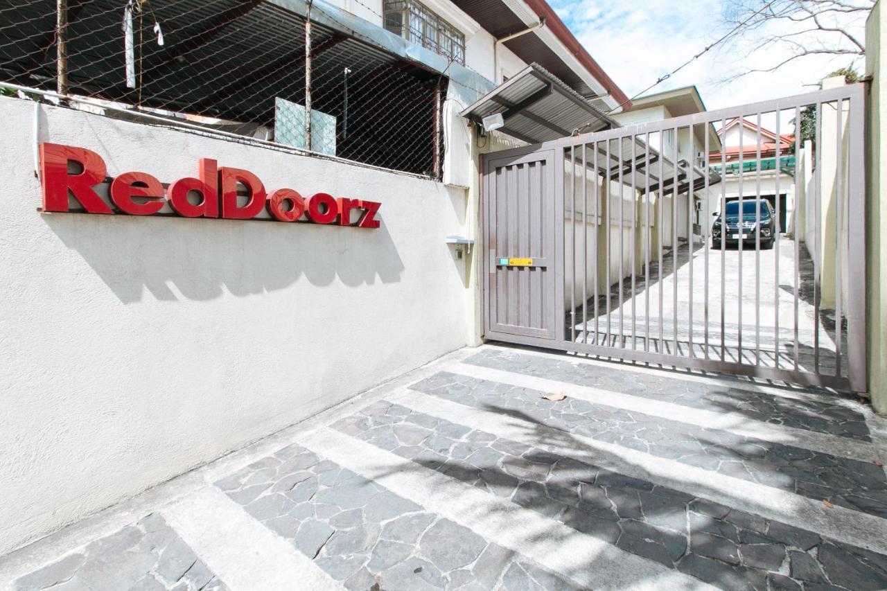 Reddoorz Plus @ A Rita Street San Juan San Juan  Esterno foto